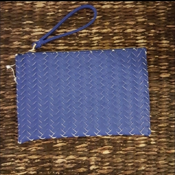 Neiman Marcus Handbags - Neiman Marcus basket weave blue wristlet